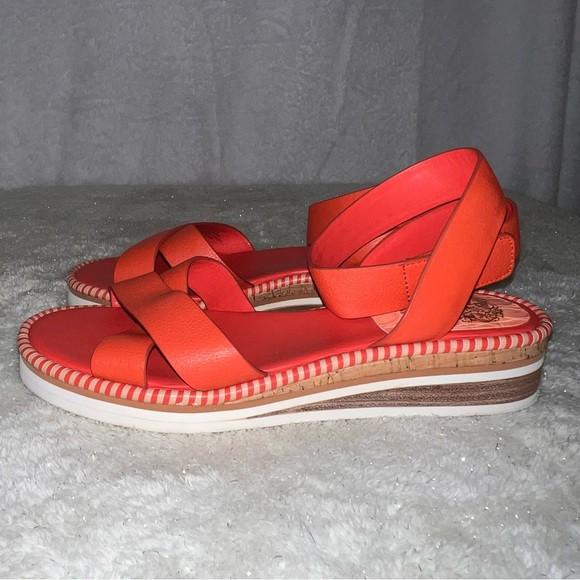 Vince Camuto Miveeria Wedge Sandal size 8 - Picture 5 of 9